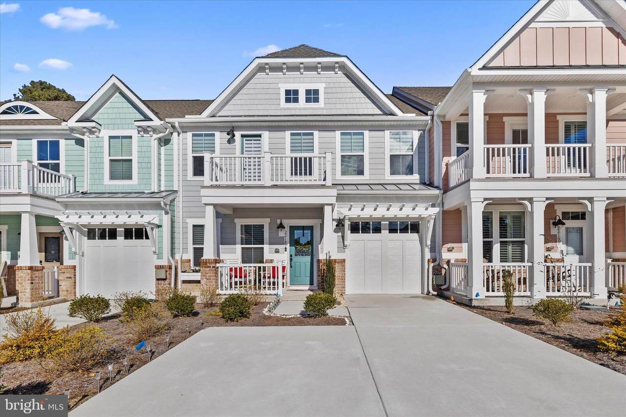 22189 Dune Circle - Photo 1