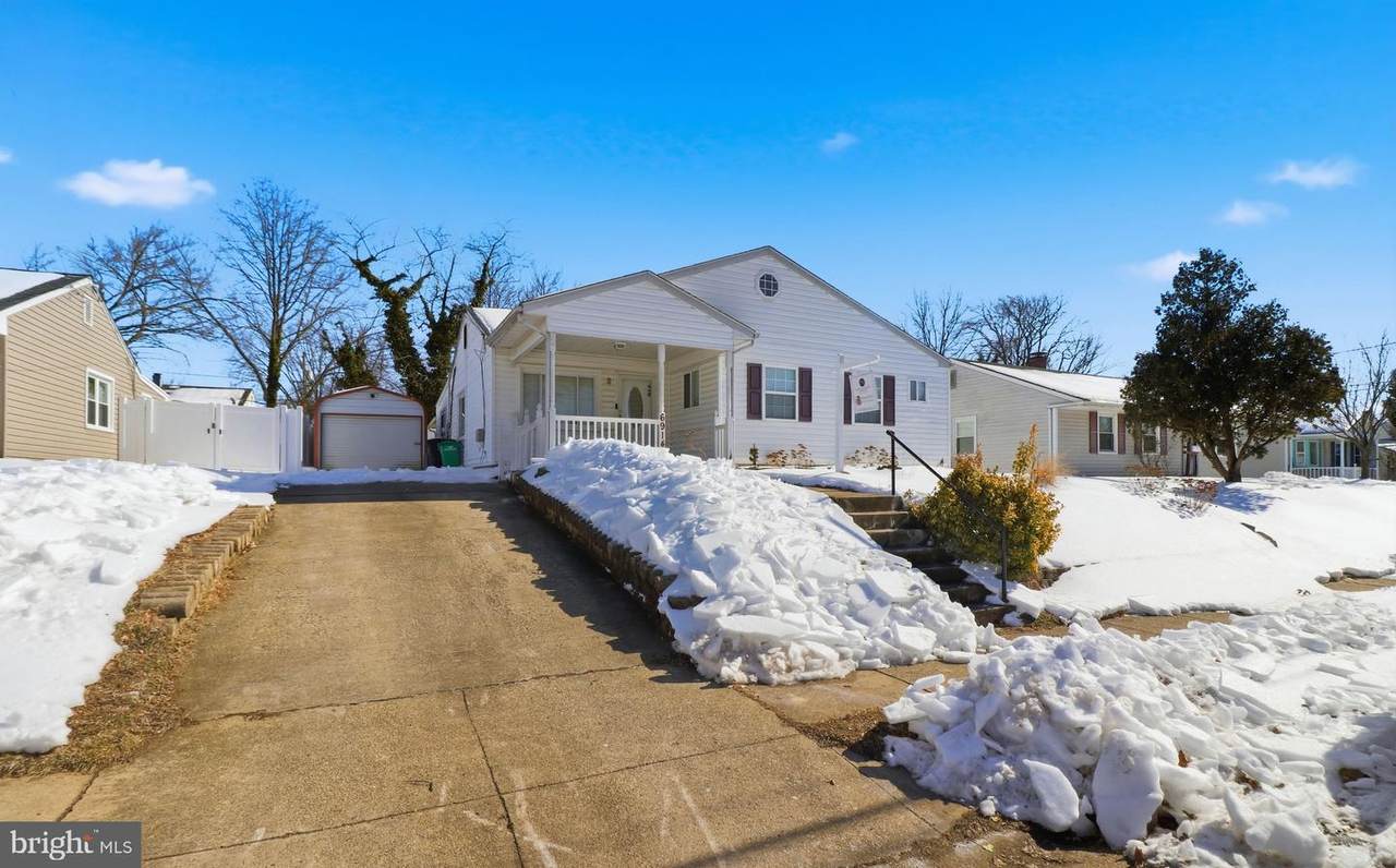 6914 Elkins Avenue - Photo 1