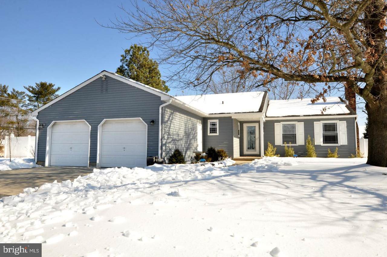 44 Greenbrook Drive - Photo 1