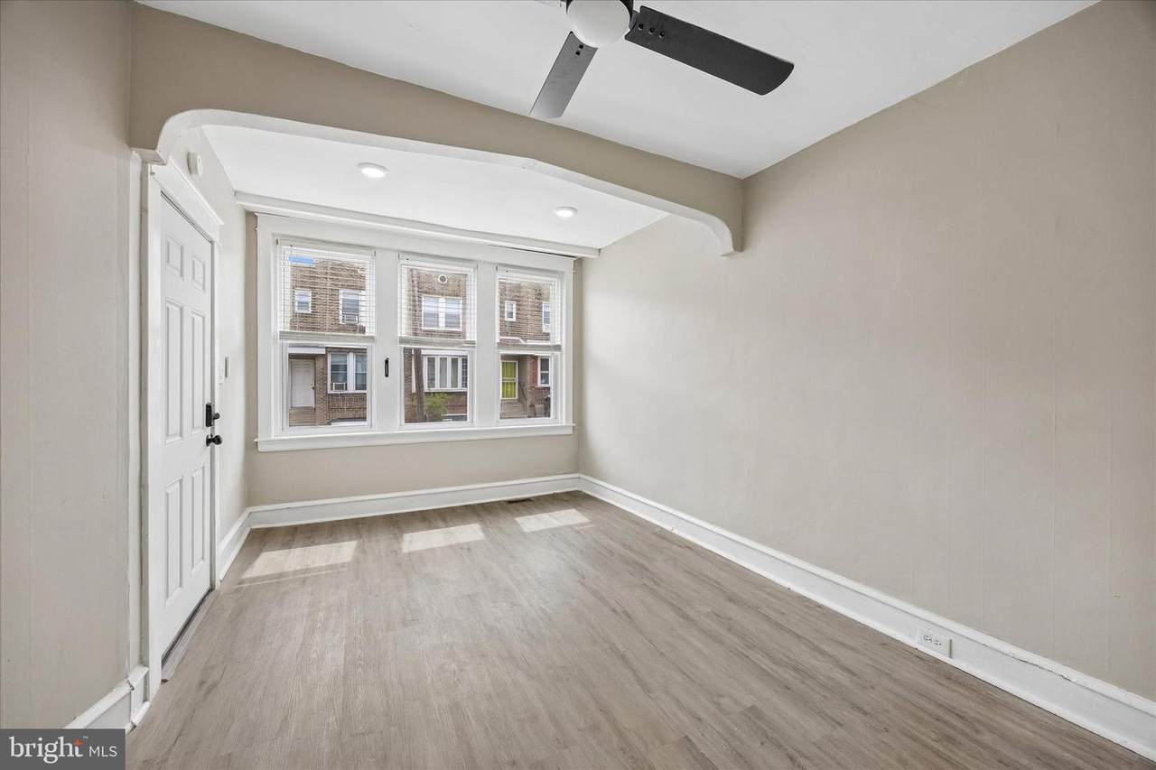 https://bt-photos.global.ssl.fastly.net/brightmls/1280_boomver_2_804446563904-2.jpg