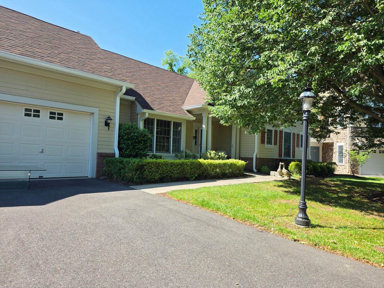 47 Hedge Row Road - Photo 1