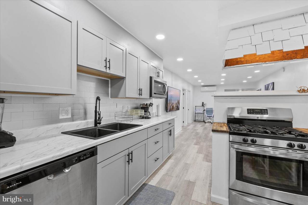 9916 Golf Course Road - Photo 1