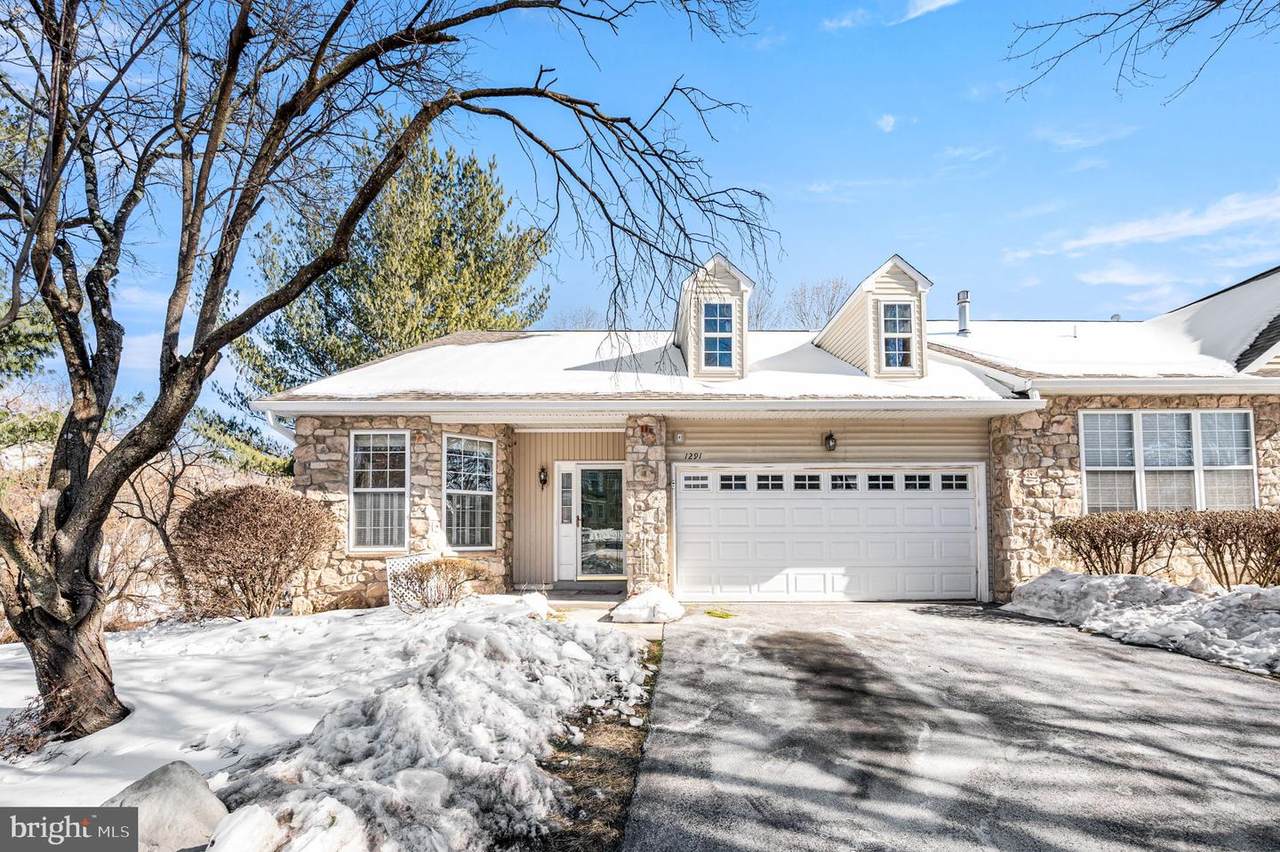 1291 Country Club Drive - Photo 1