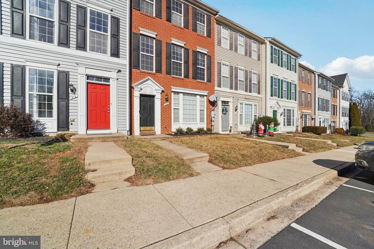 512 Ellison Court - Photo 1