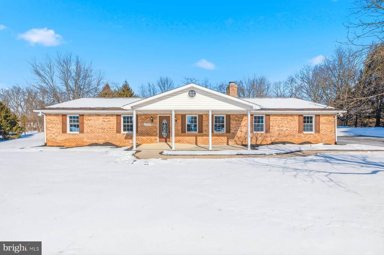 10229 Mar Rock Drive - Photo 1