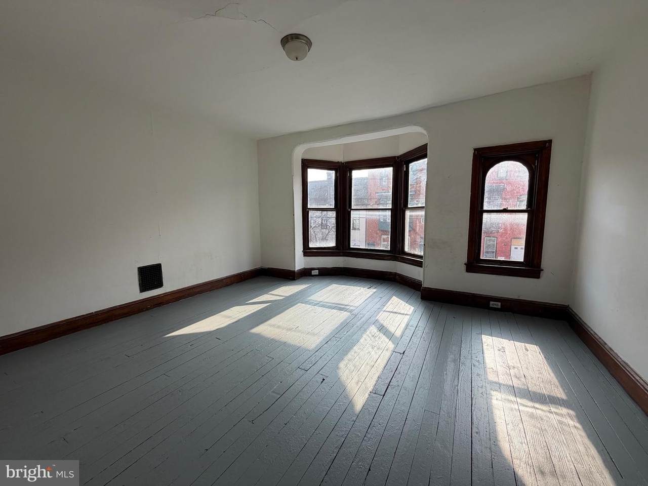 347 King Street - Photo 1