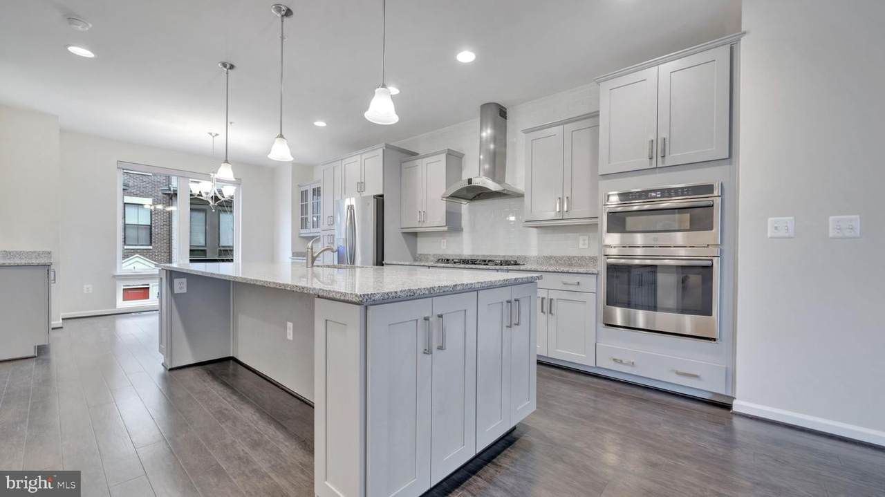 513 Riversail Lane - Photo 1