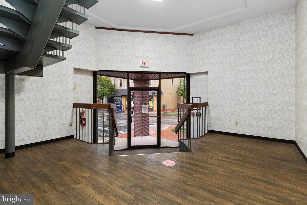 100 Franklin Street - Photo 1