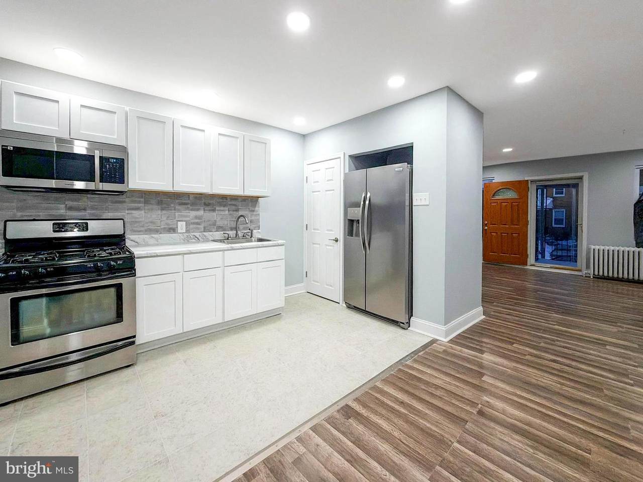 1129 Stafford Street - Photo 1