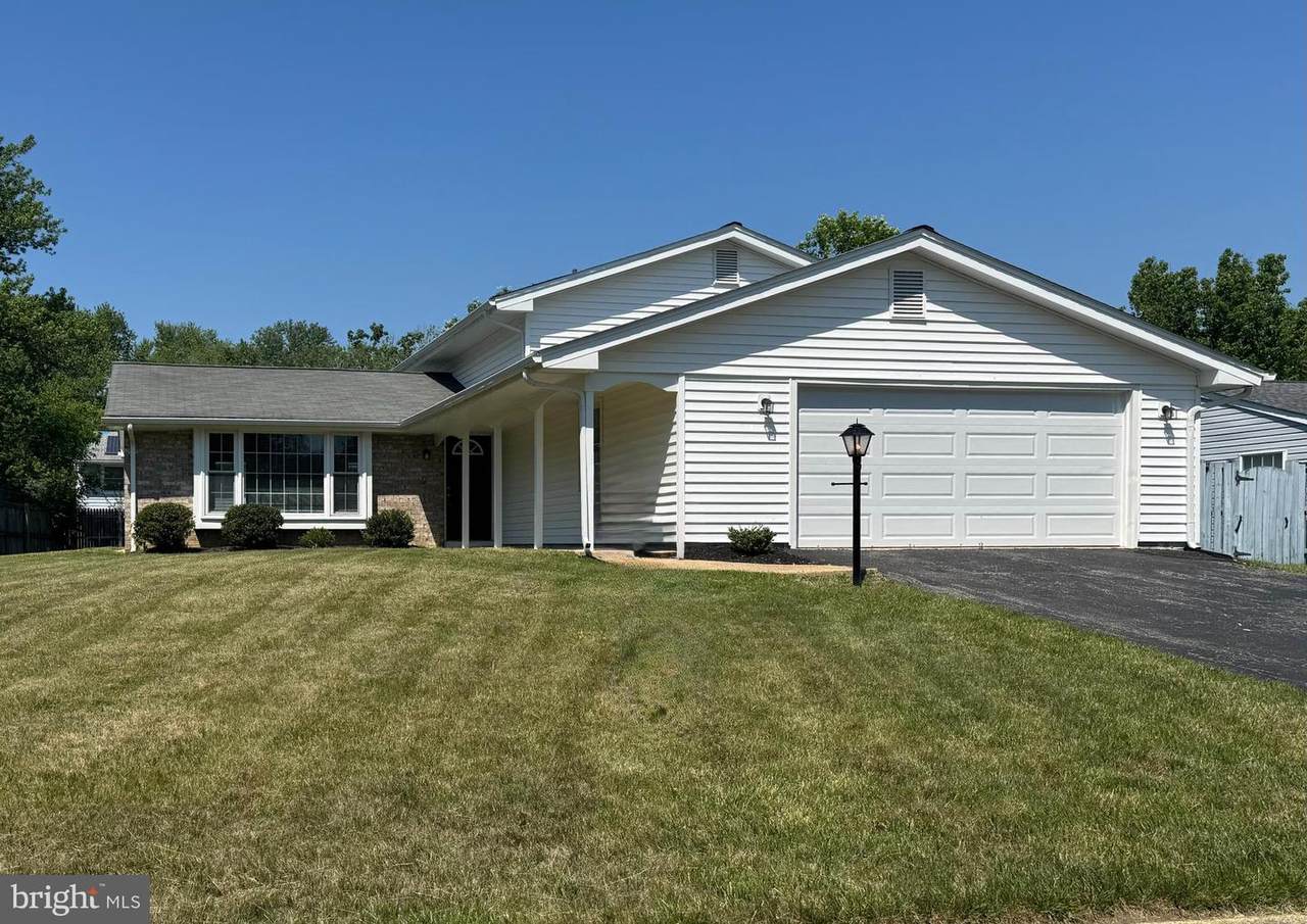1616 Debra Drive - Photo 1