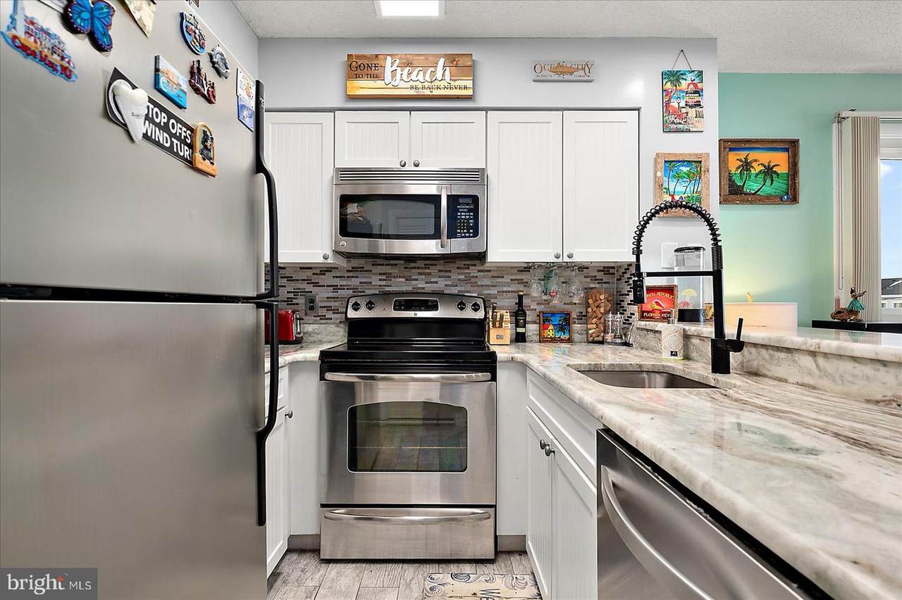 12301 Jamaica Avenue - Photo 1