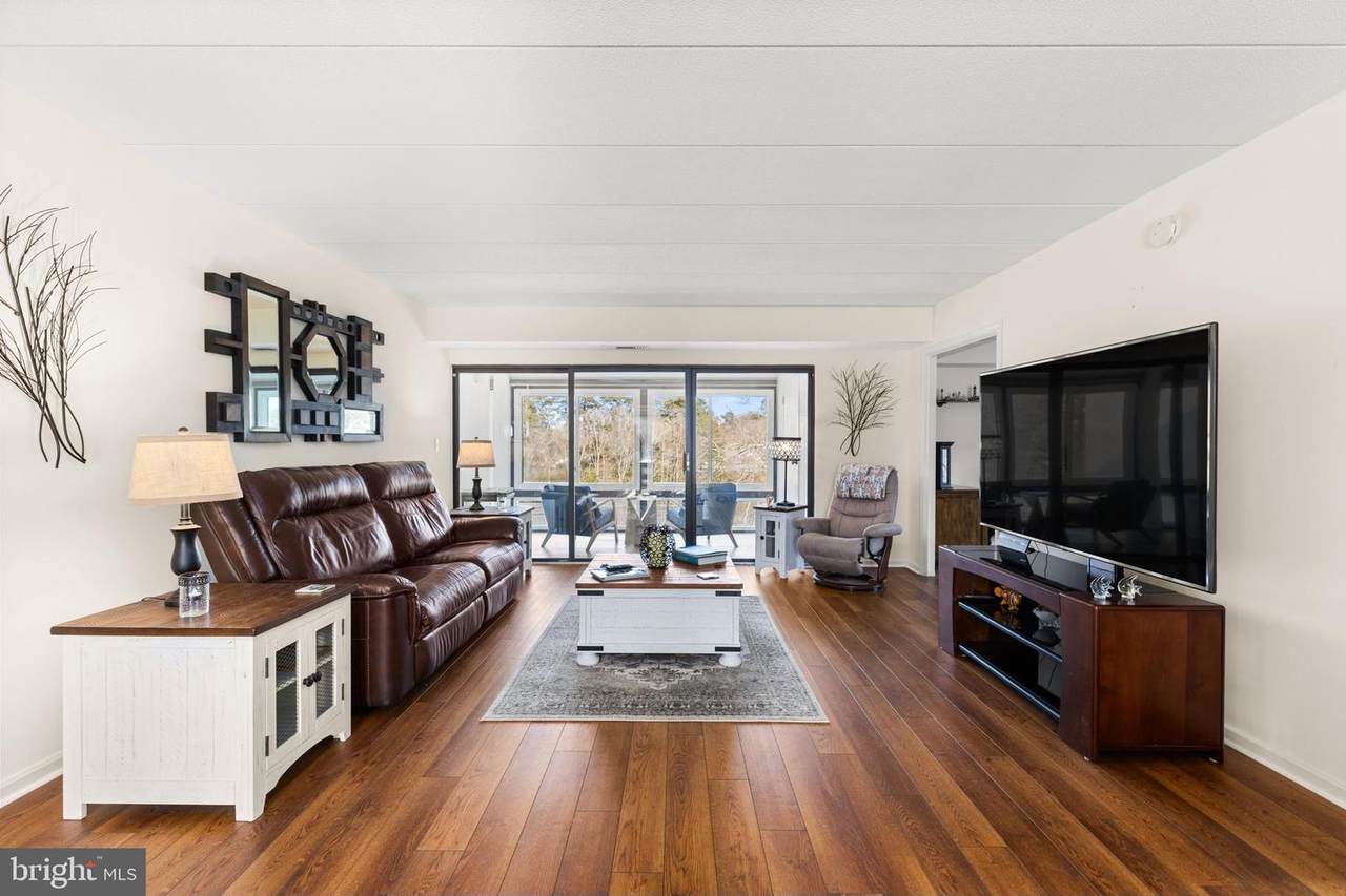 229 Canal Park Drive - Photo 1