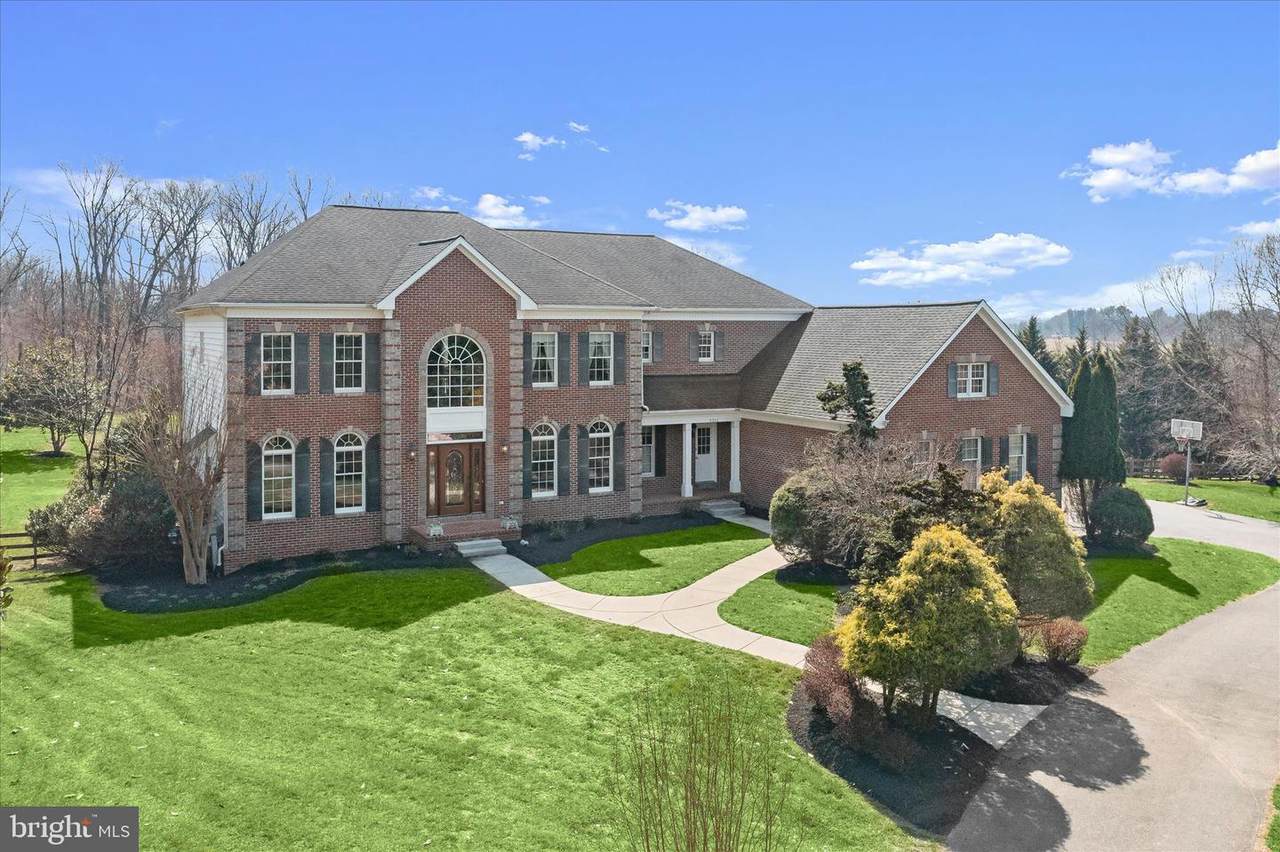 3210 Daisy Road - Photo 1