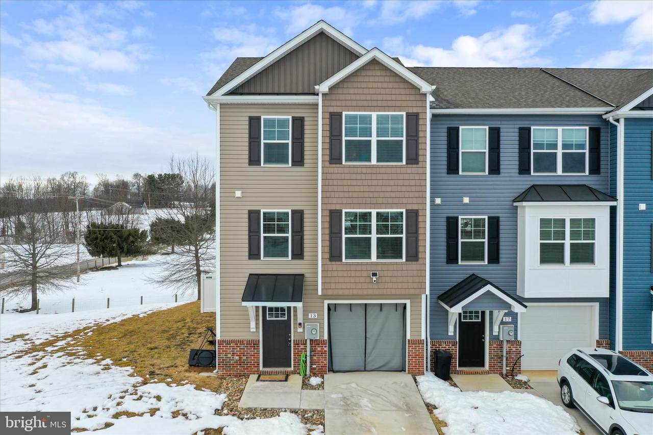 13 Olga Drive - Photo 1