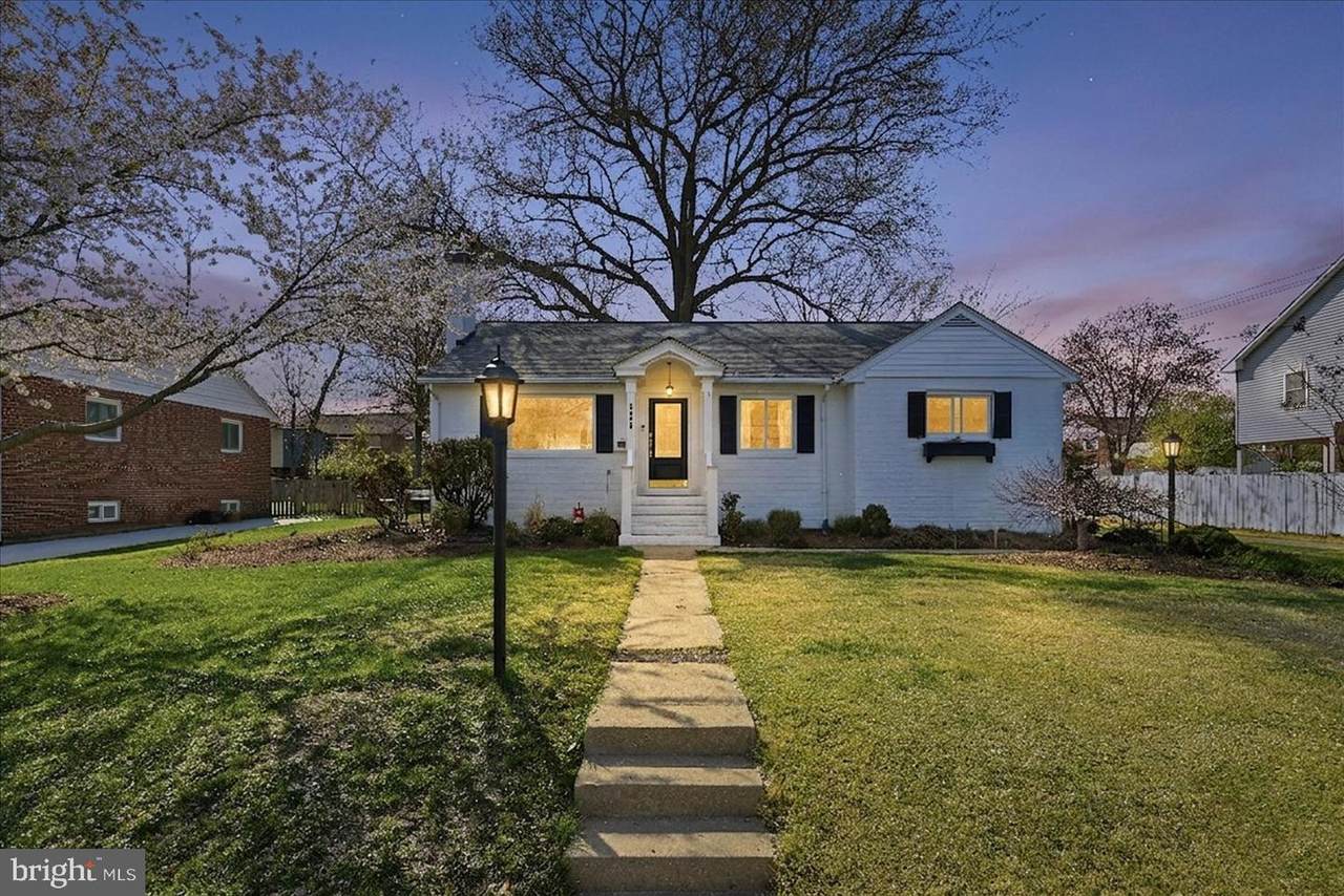 6020 Amherst Avenue - Photo 1