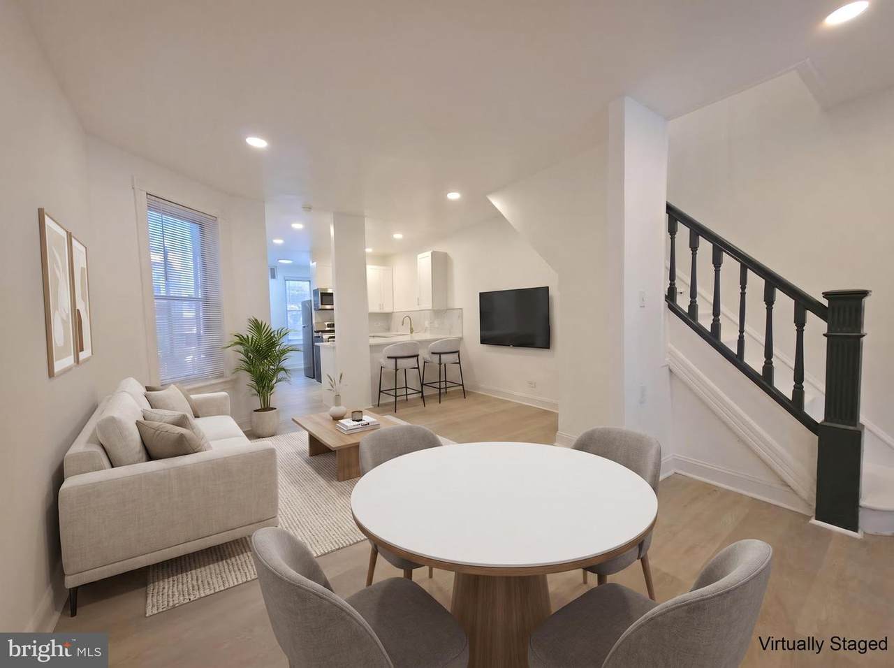 5214 Reinhard Street - Photo 1
