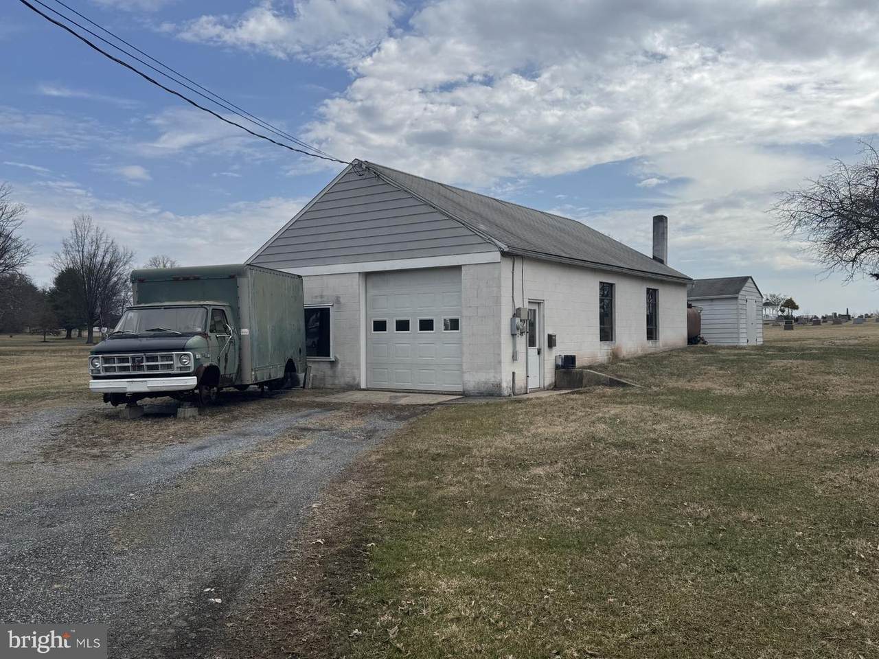 2930 Charlotte Street - Photo 1