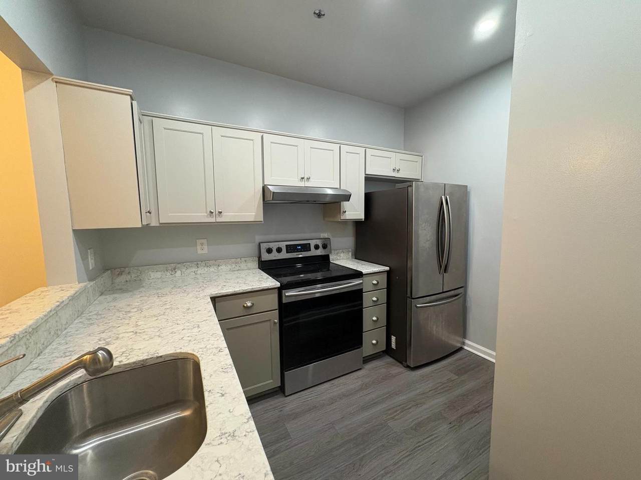 606 Moonglow Road - Photo 1