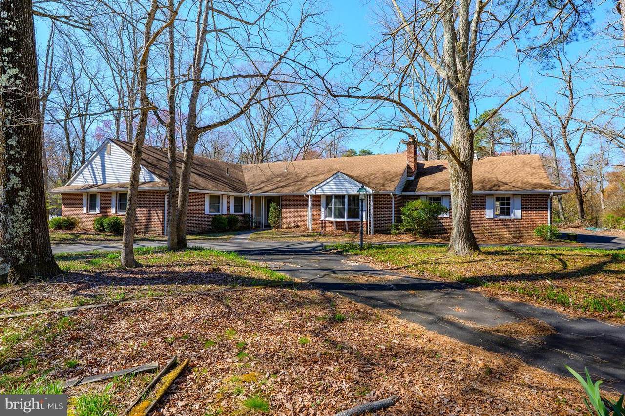 425 Stokes Road - Photo 1