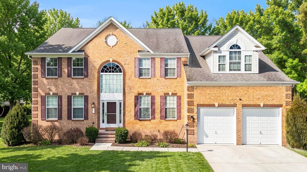 321 Radiant Court - Photo 1