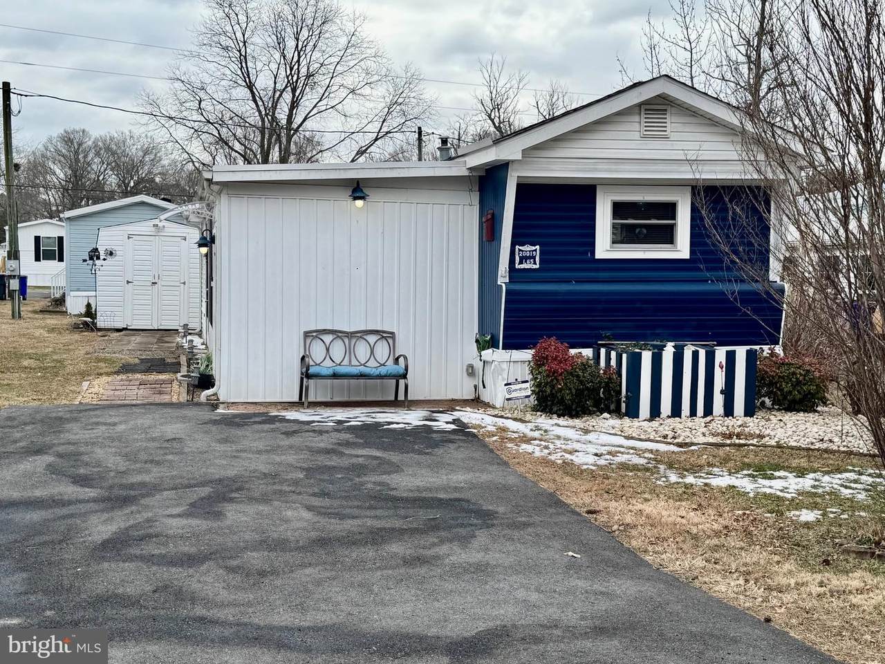 20019 Golden Avenue - Photo 1