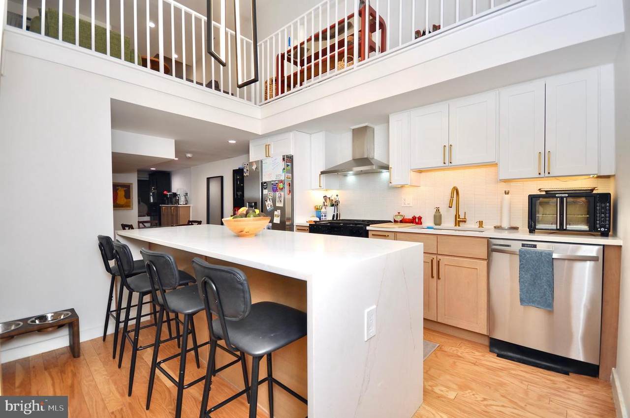 1525 Rodman Street - Photo 1