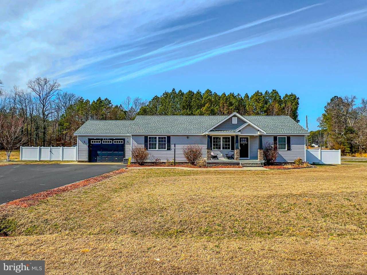 307 Beacon Court - Photo 1