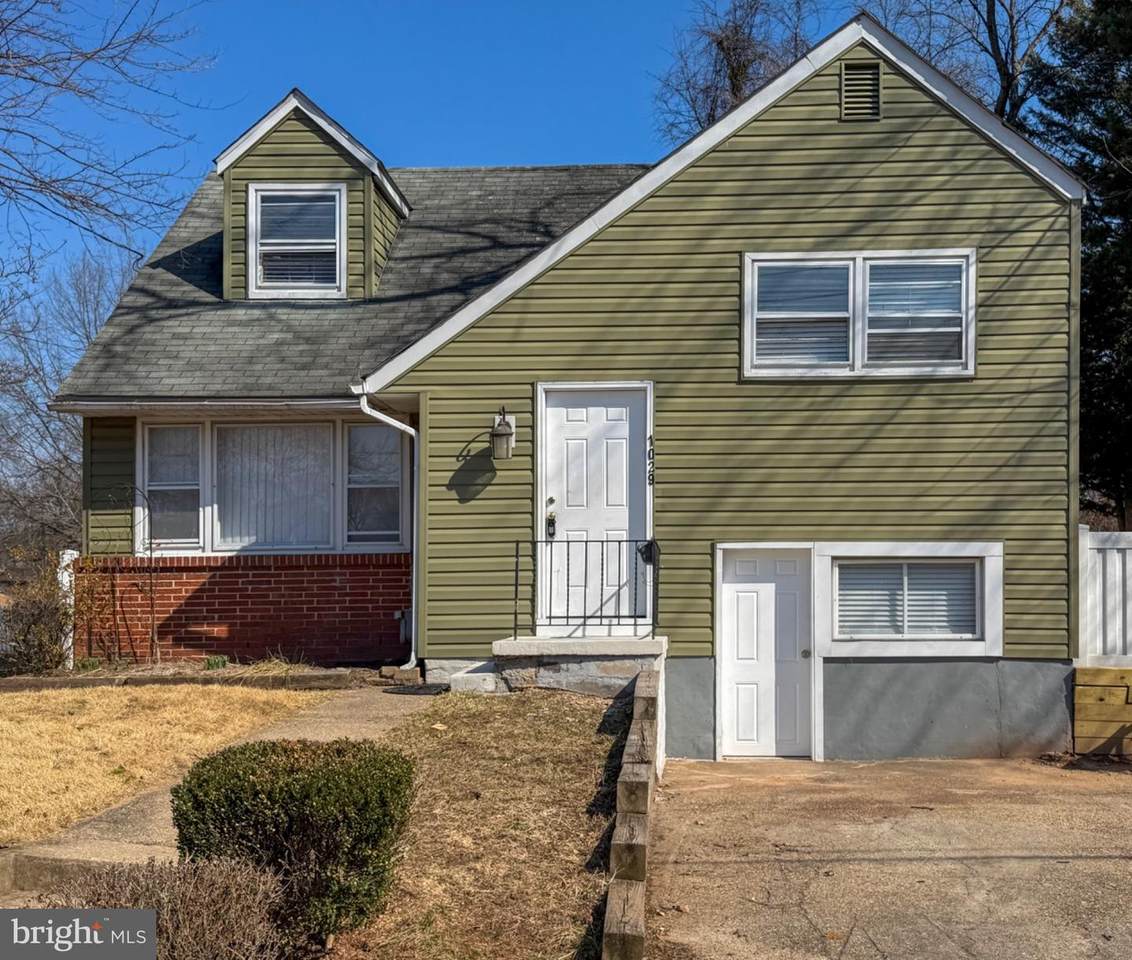1029 Sharon Drive - Photo 1