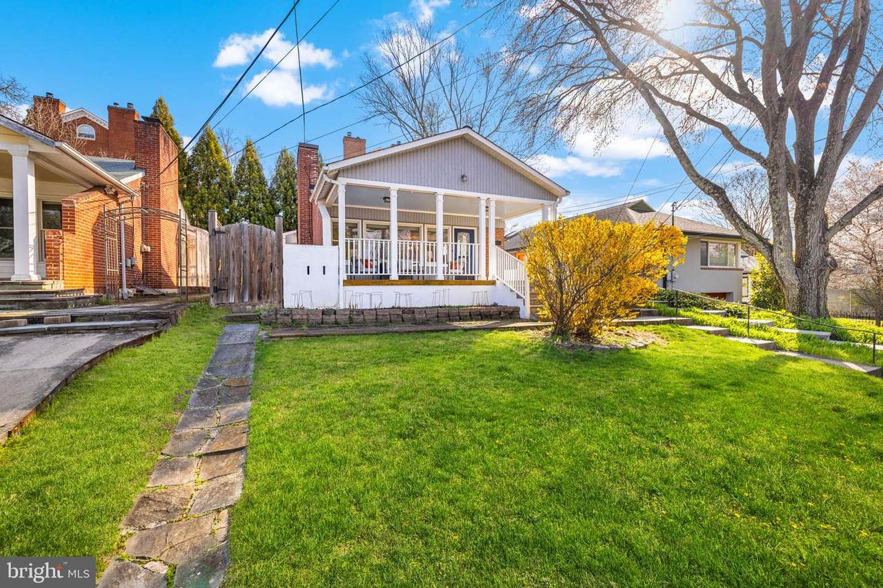 1615 45TH Street - Photo 1