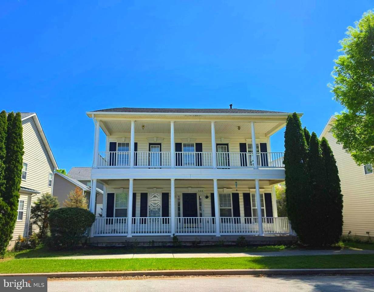 https://bt-photos.global.ssl.fastly.net/brightmls/1280_boomver_2_804525257976-2.jpg