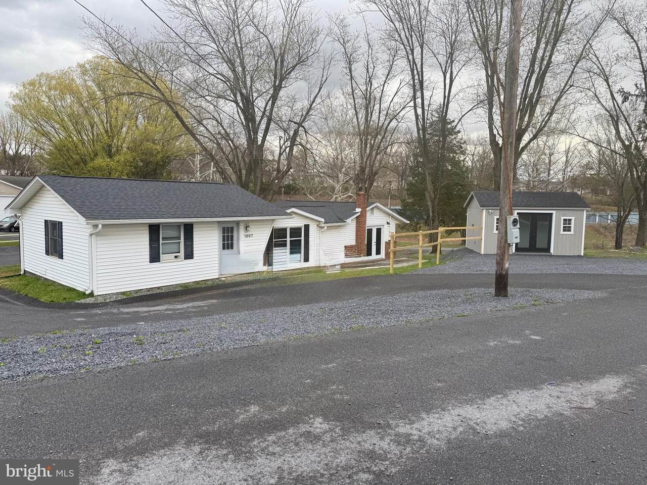 1697 Middleway Pike - Photo 1