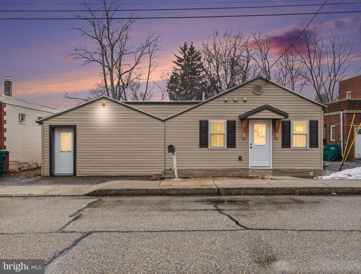 115 Enola Drive - Photo 1