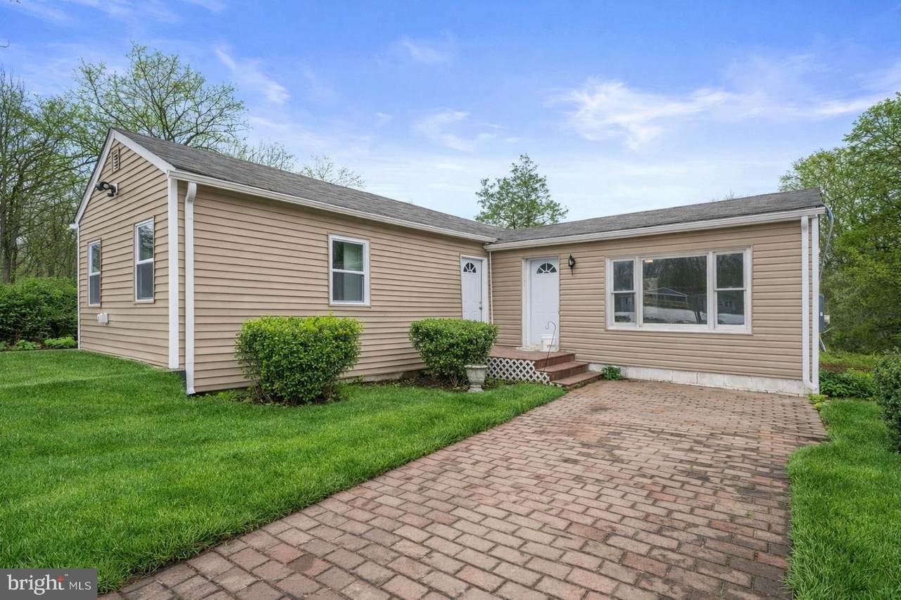 3720 Mount Pleasant Road - Photo 1