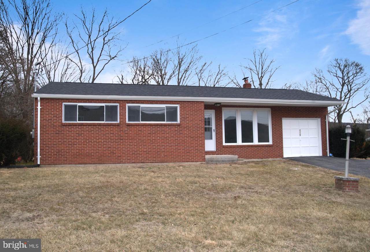 2226 Hyndman Road - Photo 1
