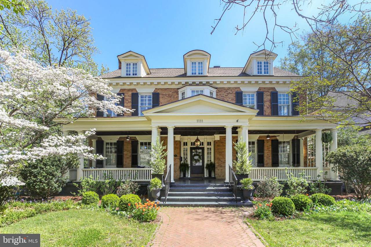 1111 Prince Edward Street - Photo 1