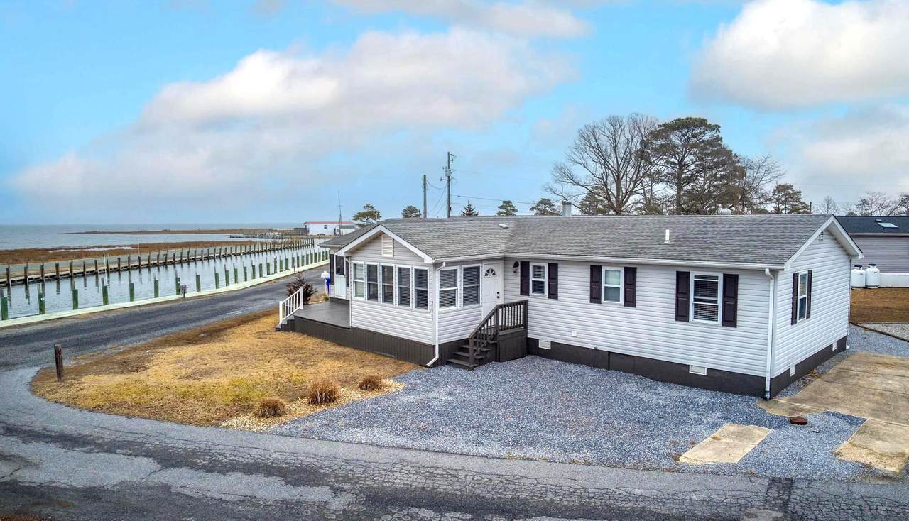 25869 Pine Street - Photo 1