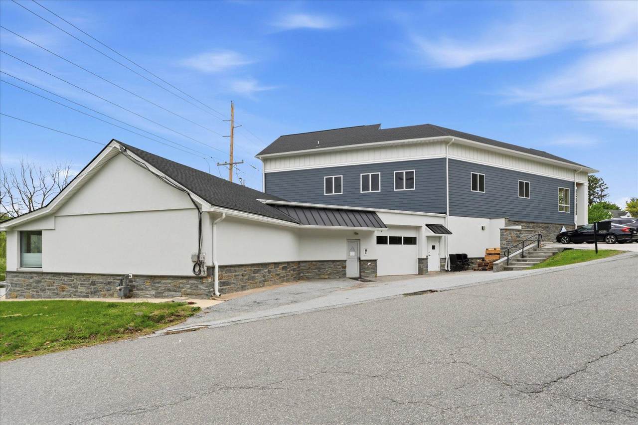 2090 Dutton Mill Road - Photo 1