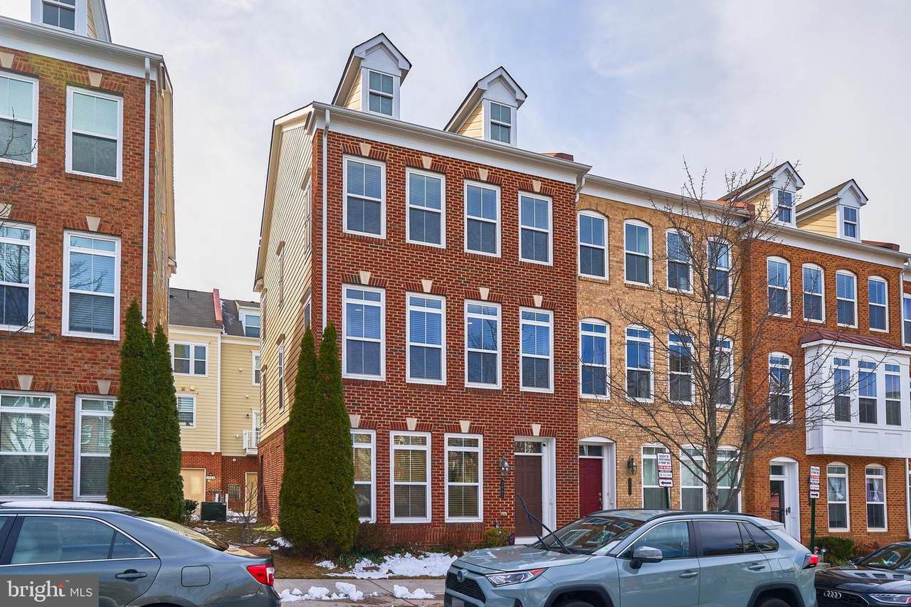 3061 Waterloo Lane - Photo 1