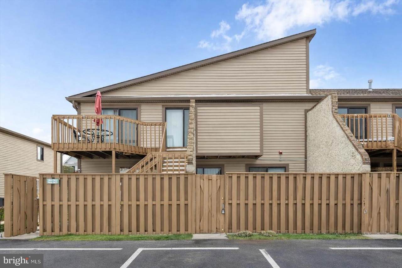 105 120TH Street - Photo 1