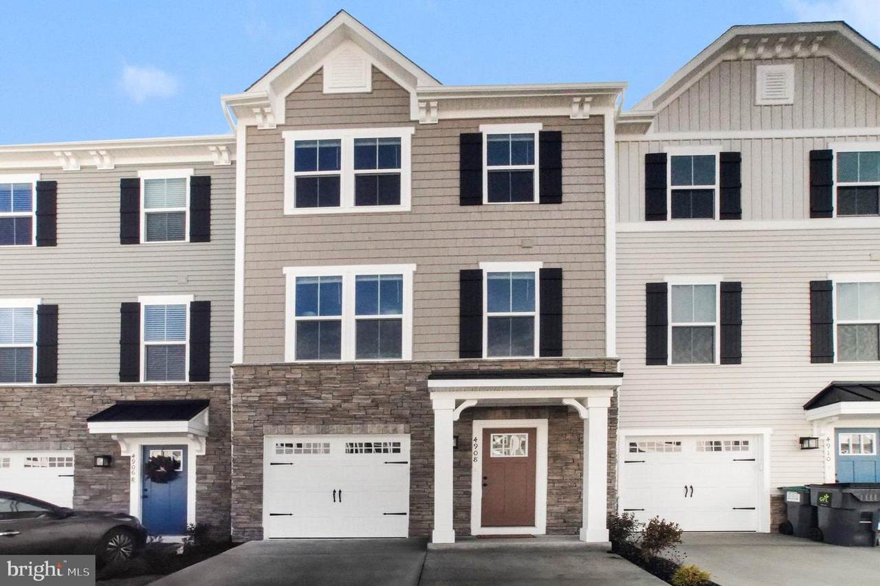 4908 Dunhaven Drive - Photo 1