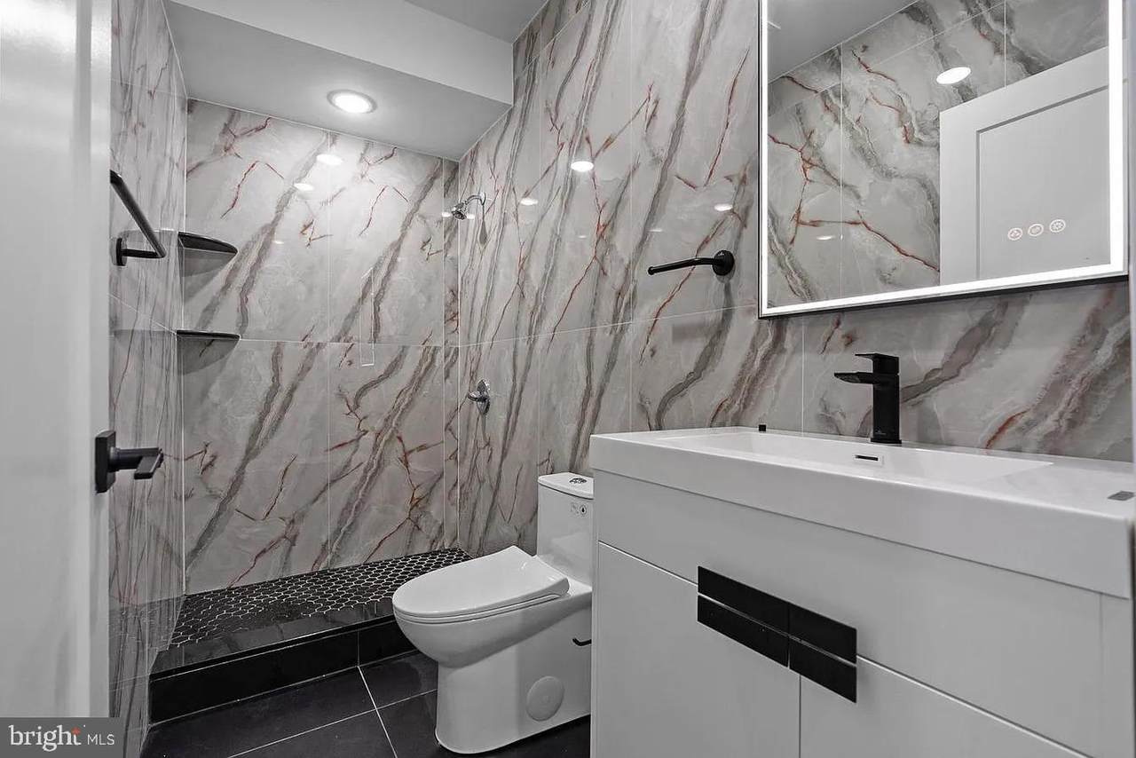 2146 Front Street - Photo 1