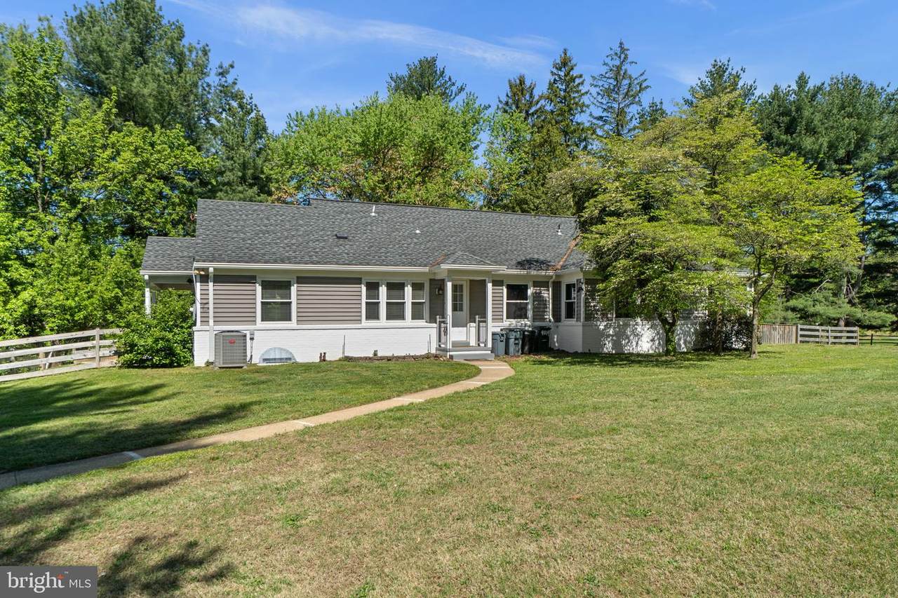 9019 Purdy Lane - Photo 1