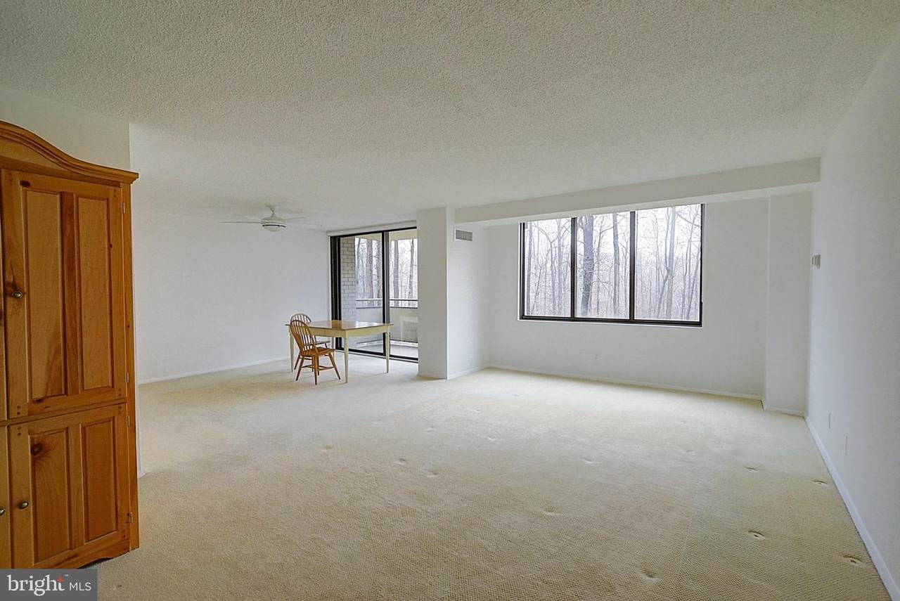 5225 Pooks Hill Road - Photo 1