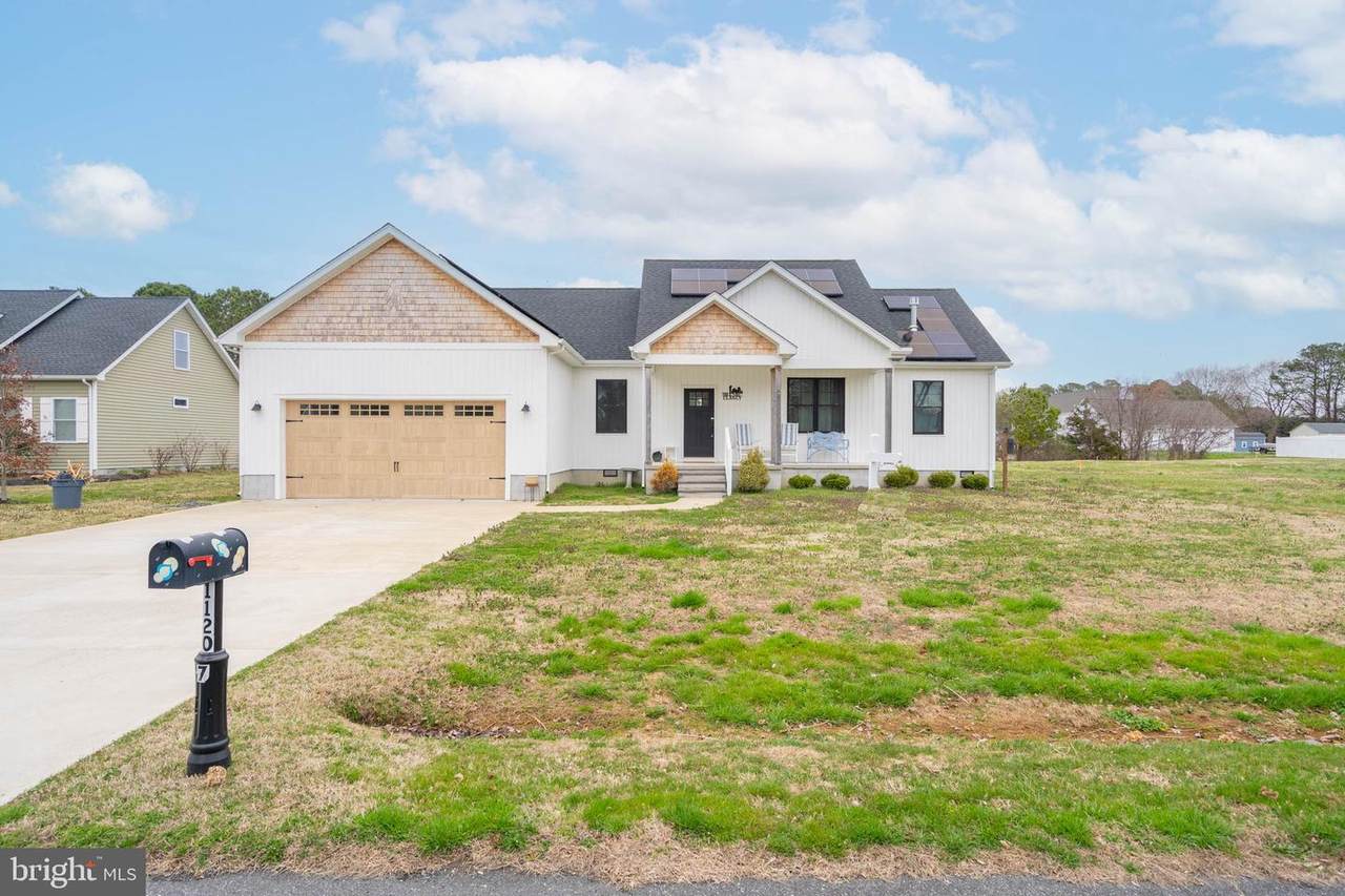 11207 Charlie Drive - Photo 1