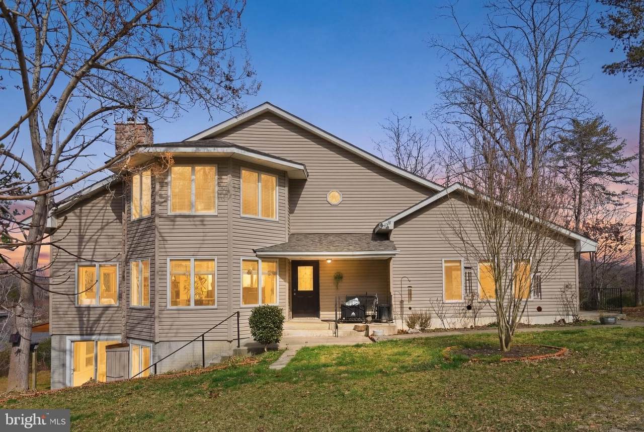 115 Waterside Ln - Photo 1