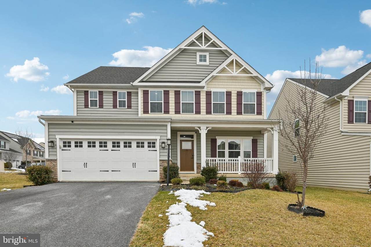 5830 Barts Way - Photo 1