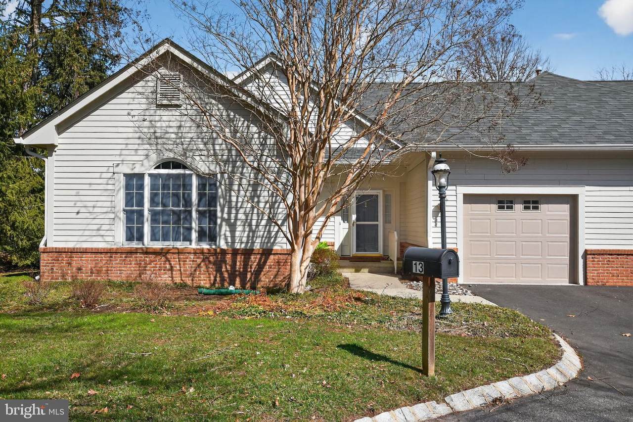 13 Birchwood Court - Photo 1
