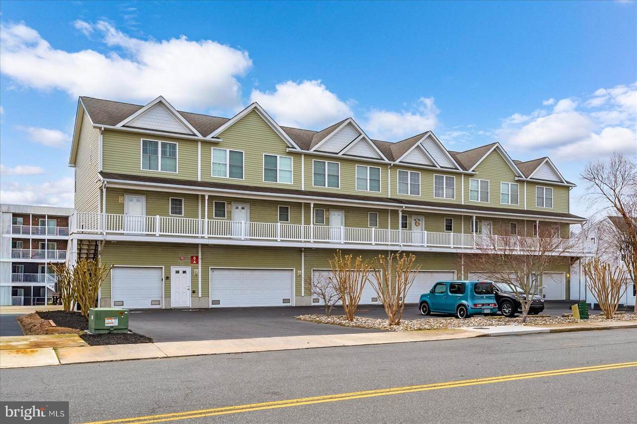 617 Salt Spray Road - Photo 1