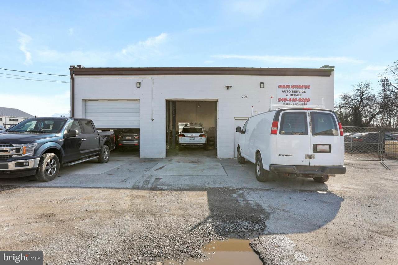 706 East Street - Photo 1