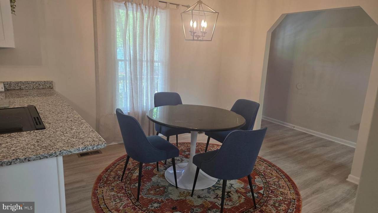 1002 Eastover Parkway - Photo 1